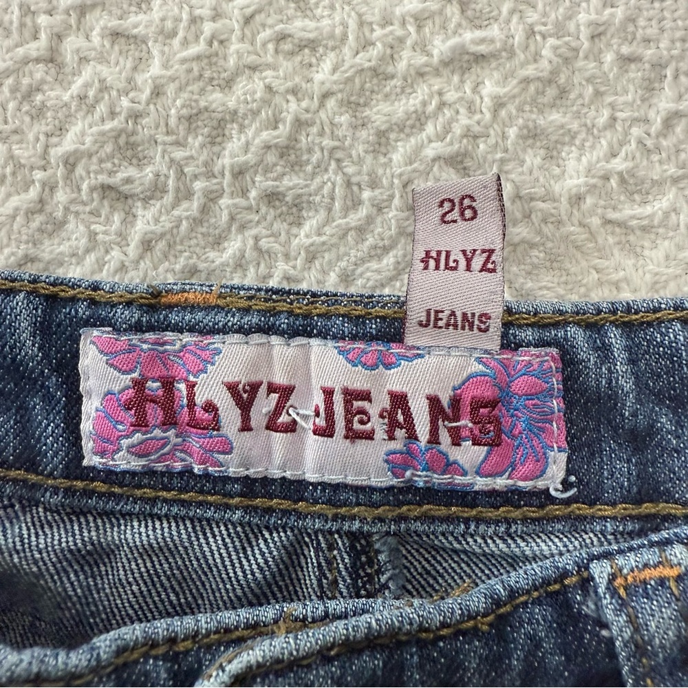 Y2K HLYZ “Roxy” Embroidered Jeans (26) - Picture 3 of 8